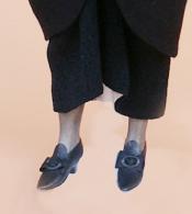 Click to enlarge image  - Lady Marion 17 inch Mold Set - 1910 Black Charmeuse Manteau 